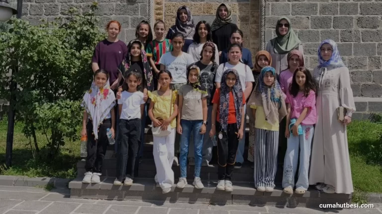 Hakkari’de Gençler İçin 5 Günlük Kardeşlik Kampı Düzenlendi