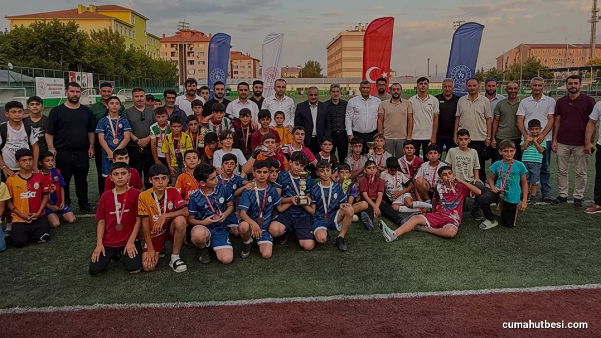 Iğdır Yaz Kur’an Kursları Arası Futbol Turnuvası Sona Erdi