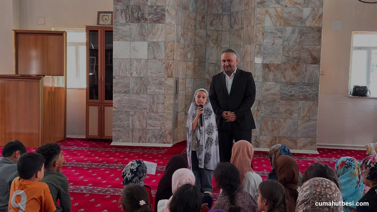 İl Müftüsü Okuş Yaz Kursu Öğrencileriyle Bir Araya Geldi