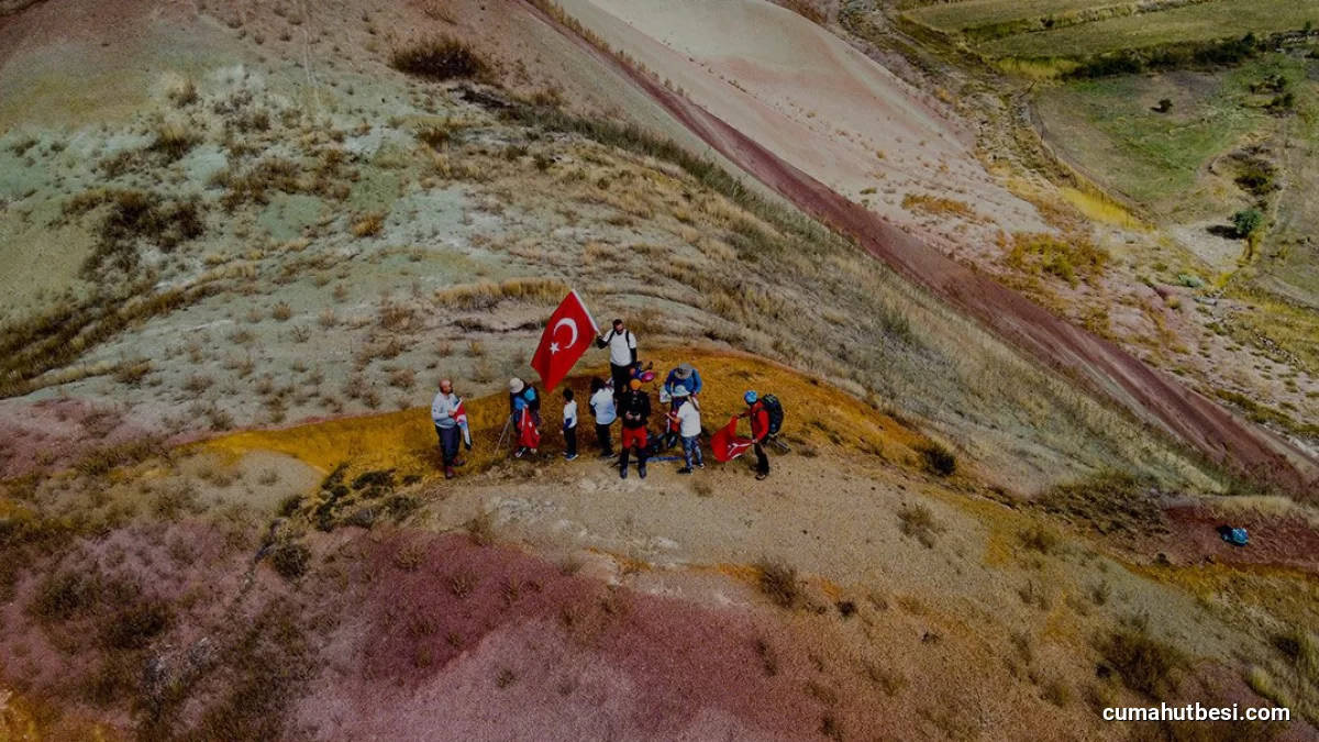 Erzurum Oltu Gökkuşağı Tepeleri doğaseverlerden yoğun ilgi görüyor