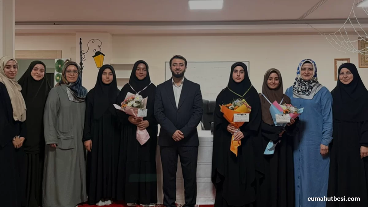 Gaziantep Oğuzeli’nde Üç Hafize Bir Günde Hatim Tamamladı