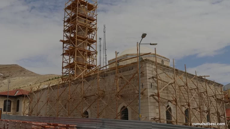 Gürün Ulu Cami Hayırseverlerin Desteğiyle Yeniden Ayağa Kalkıyor
