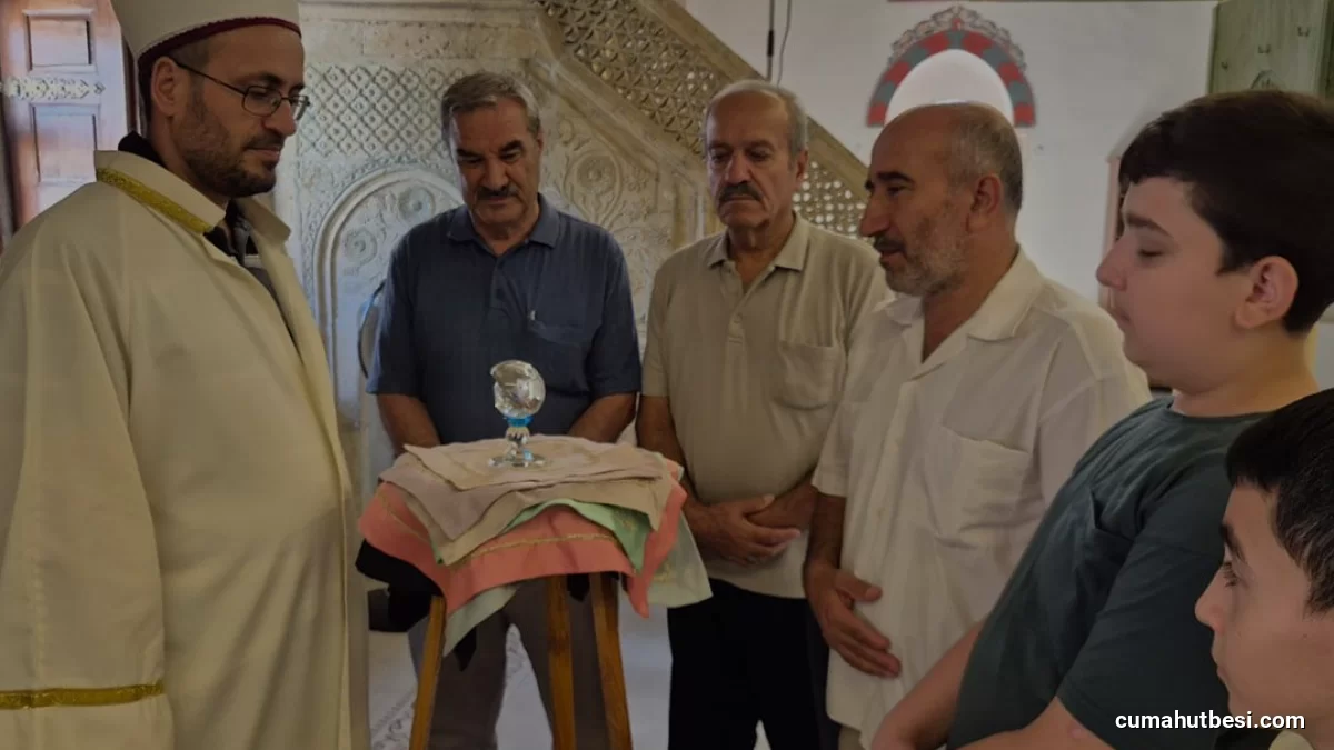 Keban Yusuf Ziya Paşa Camii Külliyesinde Sakal ı Şerif ziyareti