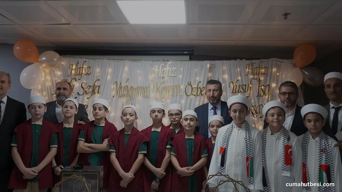 Pendik Kurtköy Tuba Kur’an Kursu Öğrencileri 6 Ayda Hafız Oldu